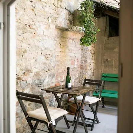 Jerry'S Old Town Garden Apartment Ljubljana Exterior photo